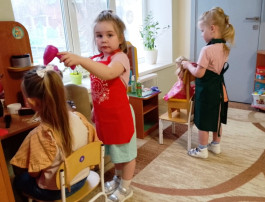 «В руки ножницы возьмём, красоту всем наведём!» «В руки ножницы возьмём, красоту всем наведём!».